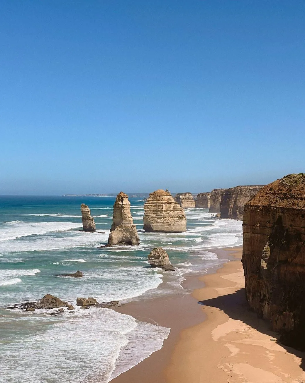 Best Time to Visit the 12 Apostles